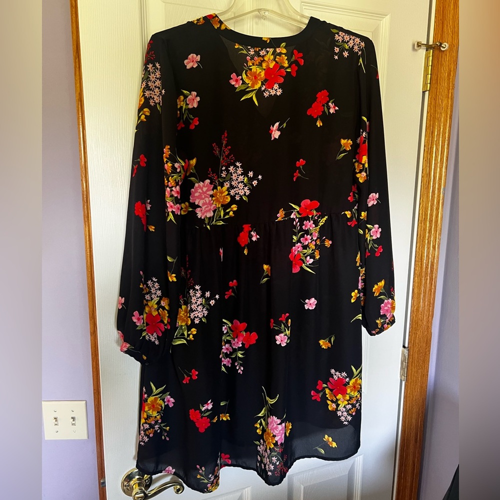 Old Navy Pink and Red A-line Dress with Bishop Sleeves - Picture 4 of 4